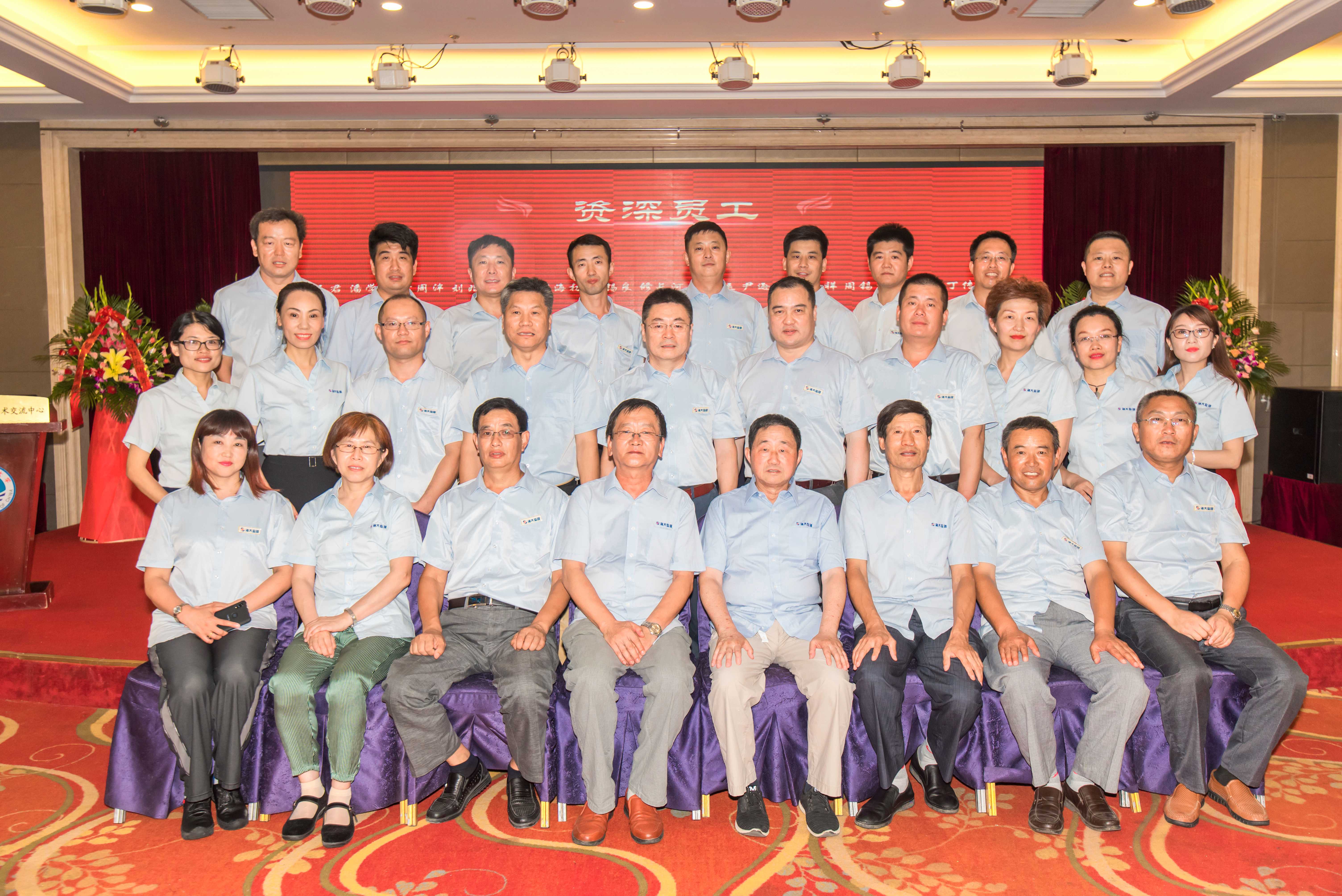 5b7f4fe842927.jpg 5b7f4fe842927.jpg